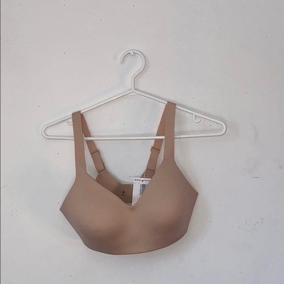 lululemon athletica Other - Lululemon Hold Tru Bra